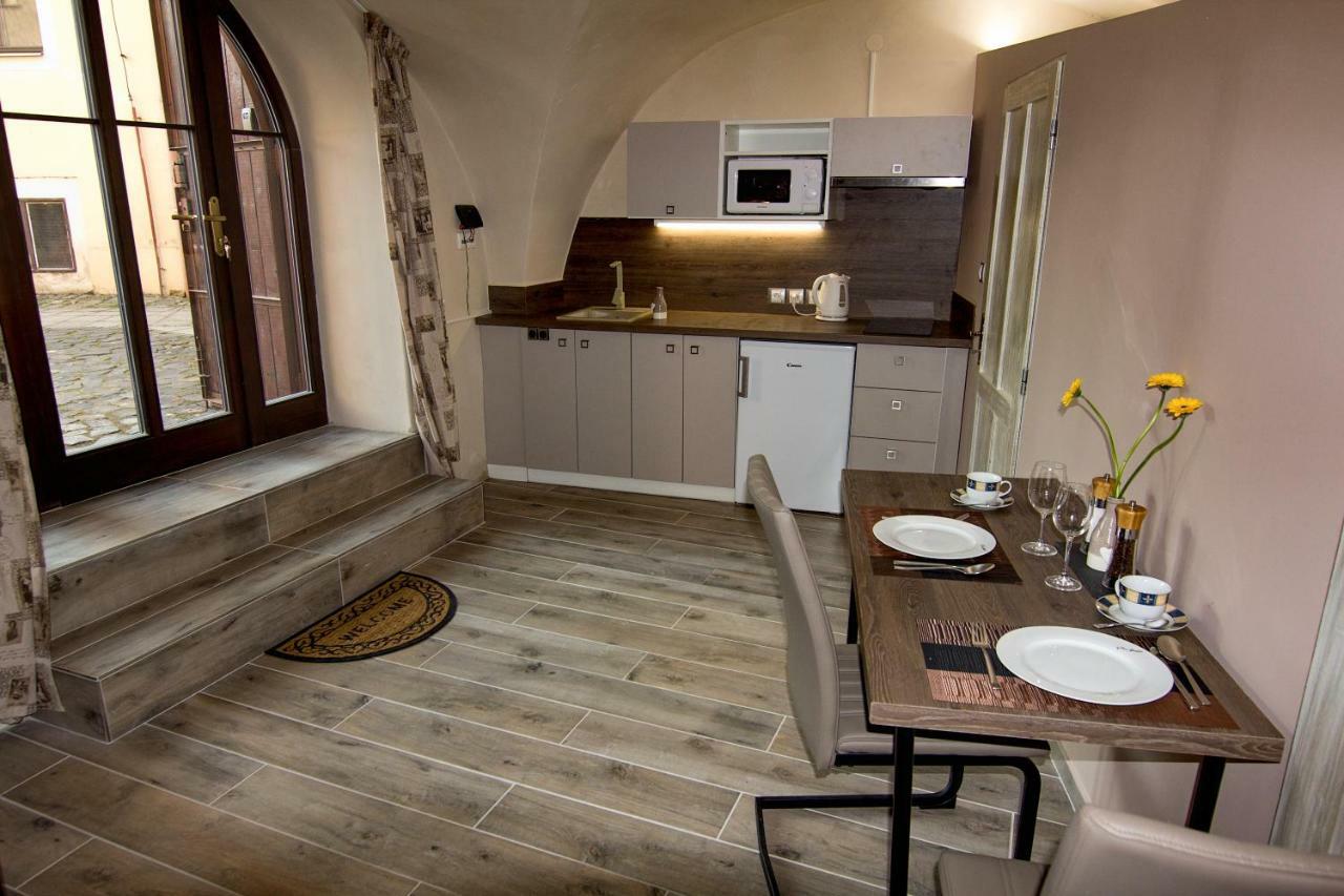 Apartman U Gotickeho Dvojcete Litomerice Exterior photo